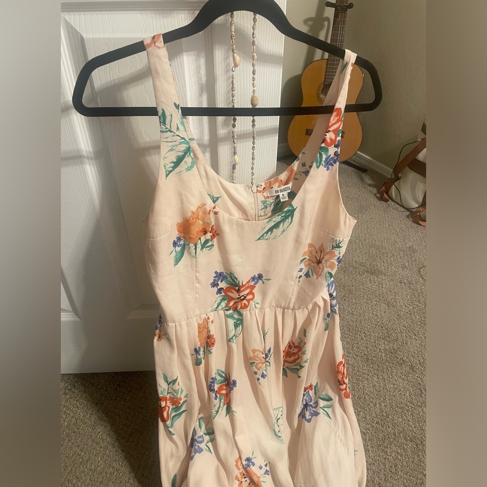 a perfect dress for a tea or bridal shower!